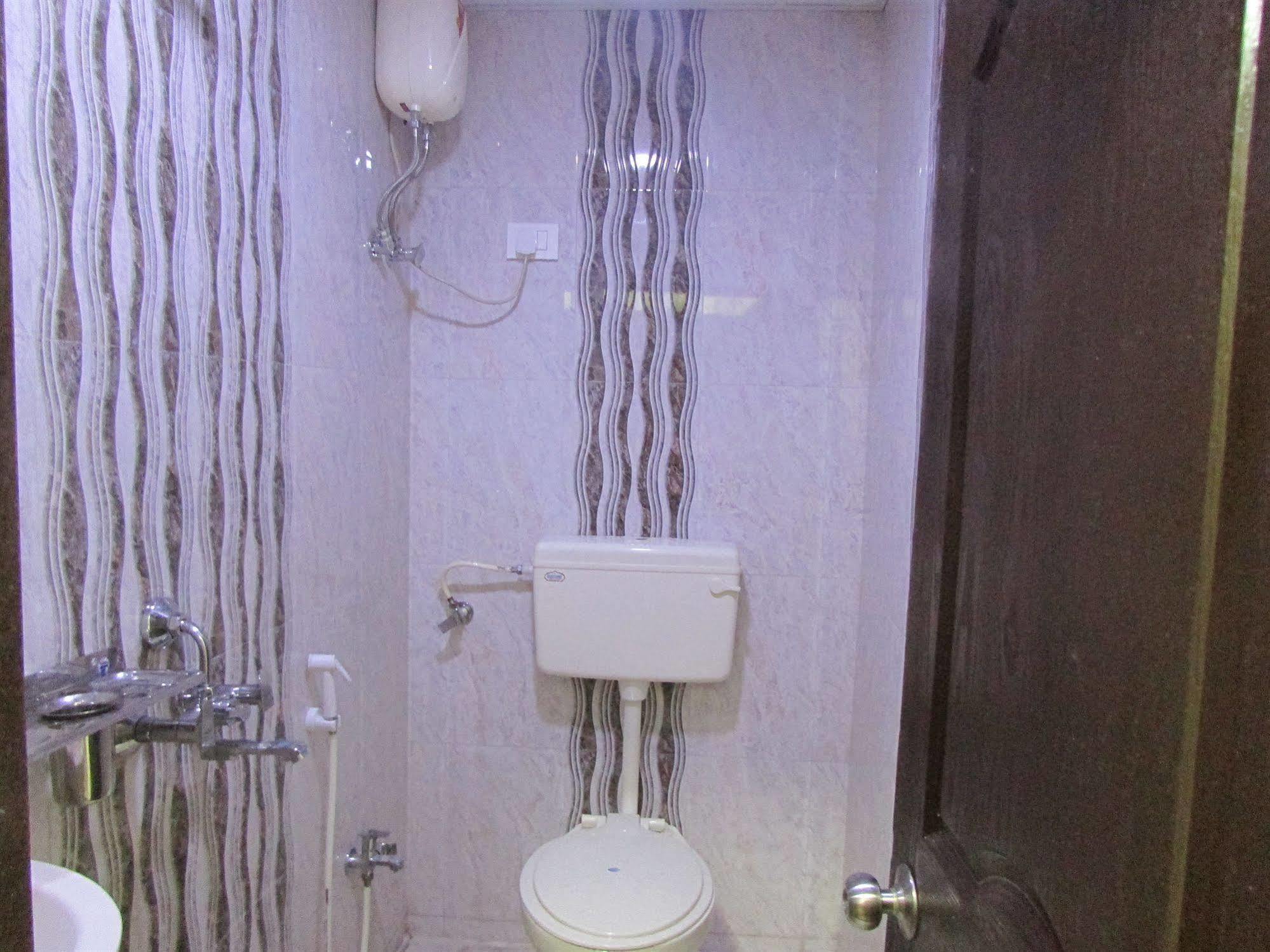 Royal Annex Hotel Mumbai Exterior photo